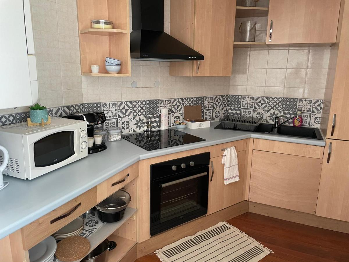 Appartement 2 Chambres Avec Parking Prive Gratuit Dijon Kültér fotó